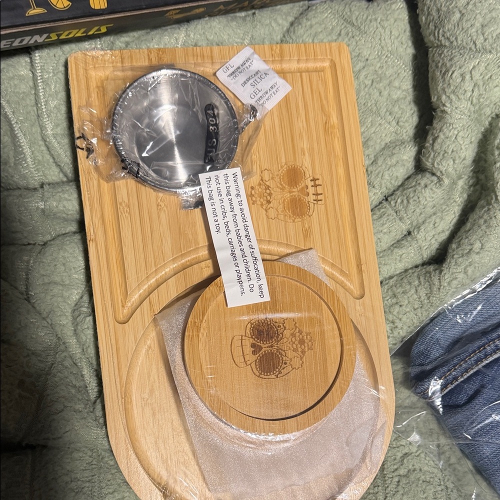 Bamboo Serving Tray with Skull Engraving - Natural Bamboo